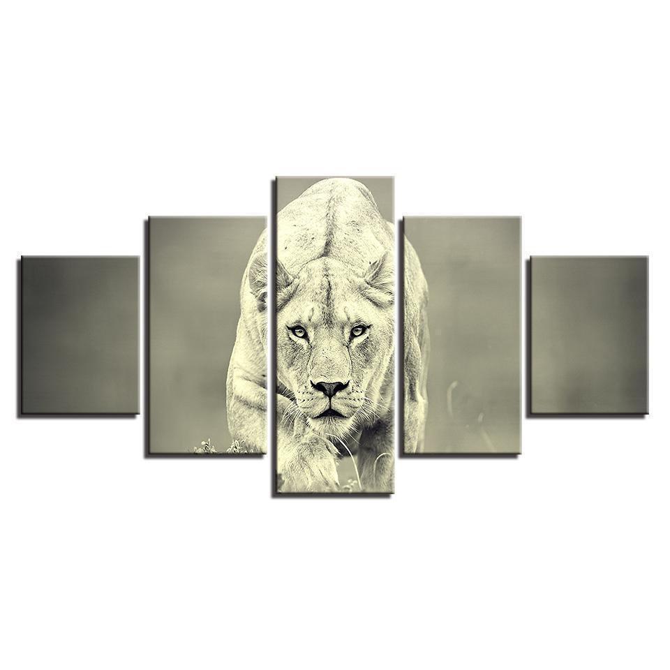 Lion Hunting Retro Animal Canvas Wall Art