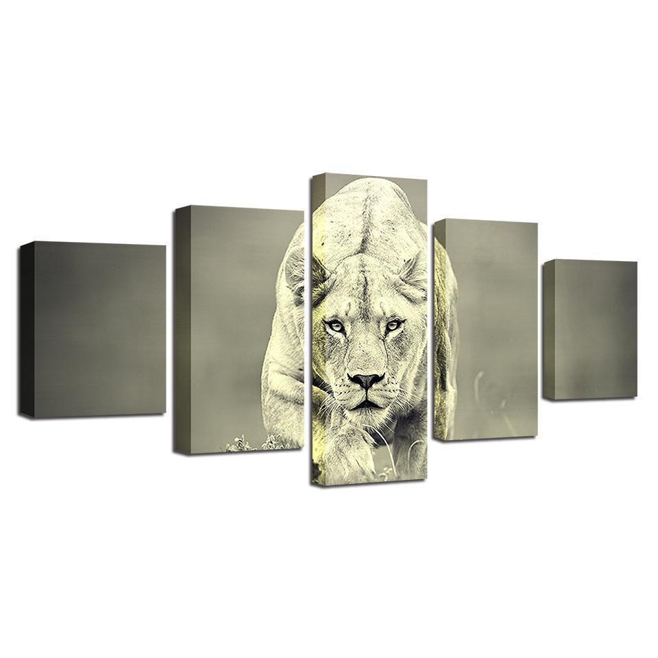 Lion Hunting Retro Animal Canvas Wall Art
