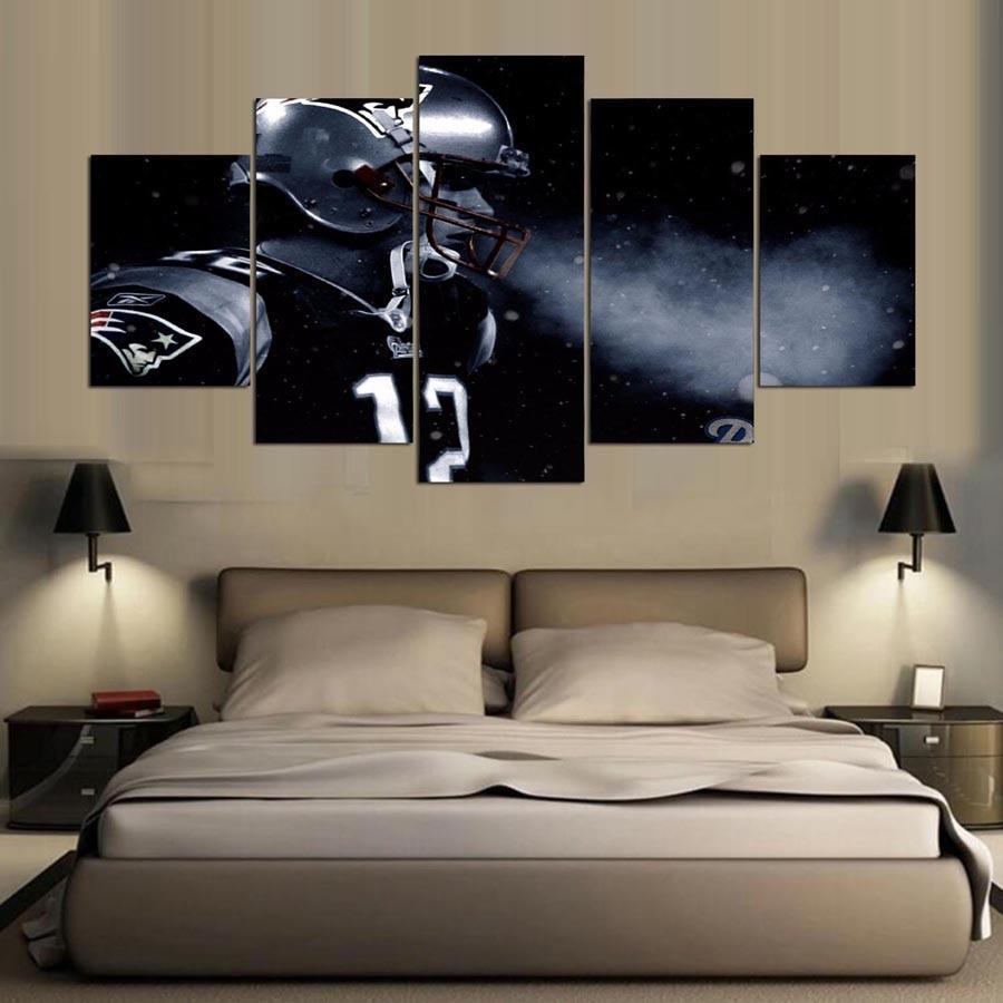 New England Patriot  Footballer Tom Brady Canvas Wall Art